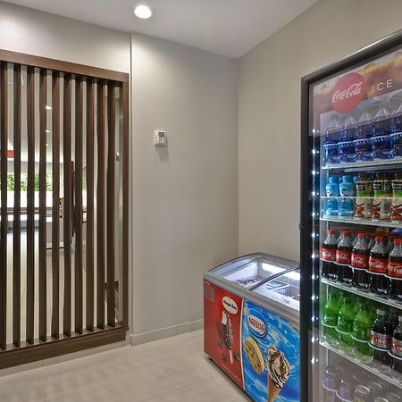 Holiday Inn Express & Suites - Houston Nasa - Boardwalk Area By Ihg Seabrook Buitenkant foto