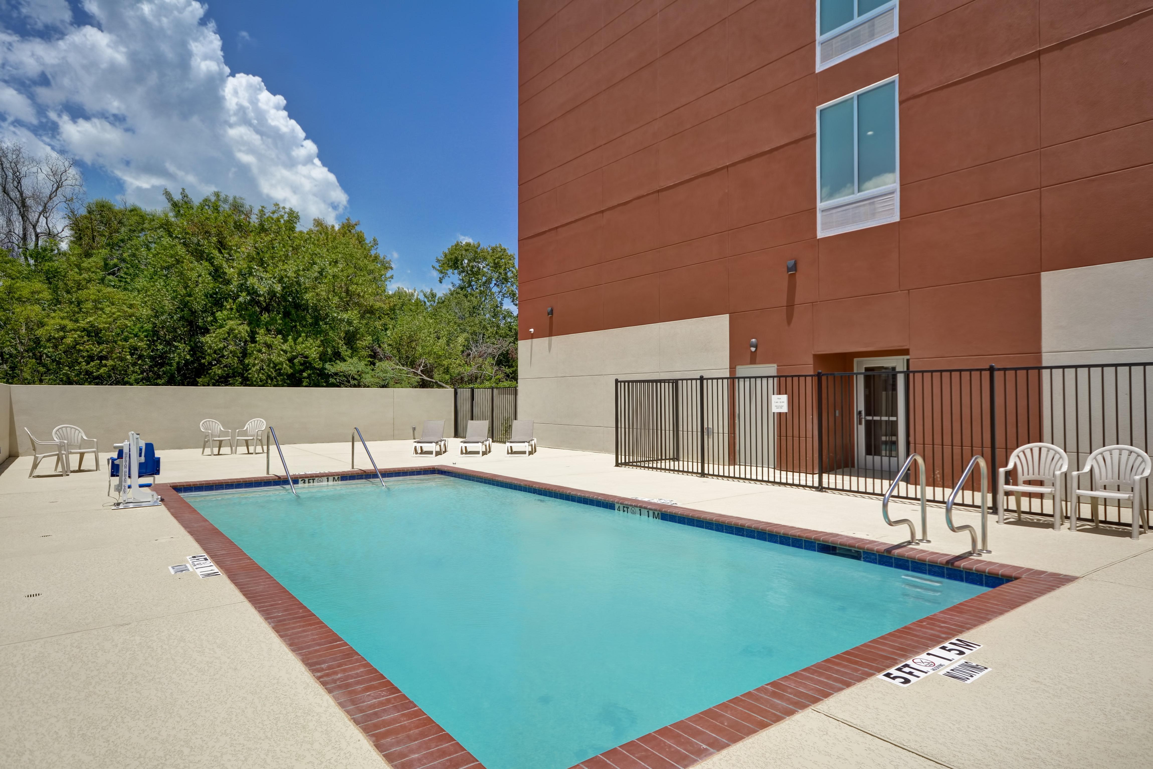 Holiday Inn Express & Suites - Houston Nasa - Boardwalk Area By Ihg Seabrook Buitenkant foto